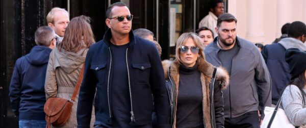 Όσο βλέπατε Survivor η Jennifer Lopez γνώρισε τον σύντροφο της στην μητέρα της.