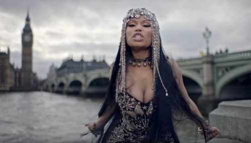 To νέο Video Clip της Nicki Minaj προκαλεί ακραίες αντιδράσεις.