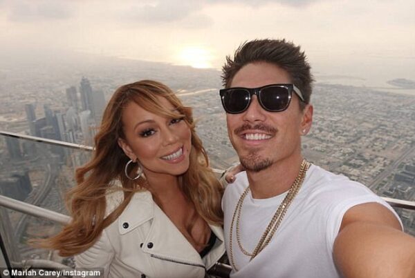 Ο λόγος που χώρισε ξανα η Mariah Carey, είναι λίγο άβολος!