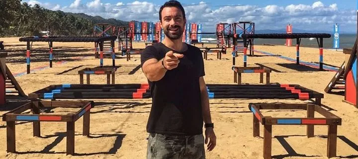 Ο Σάκης Τανιμανίδης σε στίβο μάχης του Survivor.