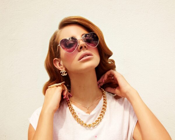 Double trouble! Η Lana Del Rey ανακοίνωσε 2 νέα albums και οι fans παραληρούν