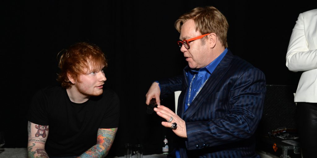 Ο Ed Sheeran και ο Elton John στο πάρτι του Elton John AIDS Foundation για τα 22α Βραβεία Όσκαρ στο Δυτικό Χόλιγουντ.