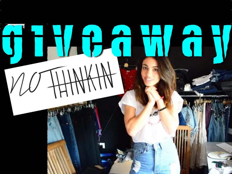Η Μιρκέτα Βιδάλη σε χώρο με ρούχα για το giveaway του No Thinkin.