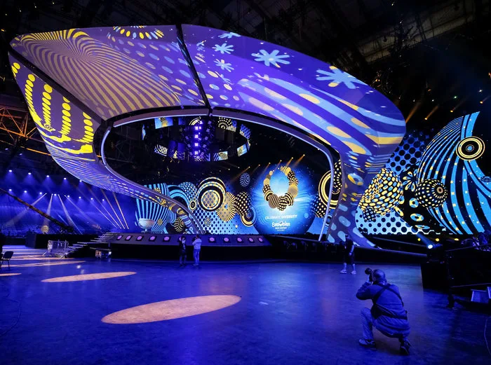 Η εντυπωσιακή σκηνή της Eurovision 2017 στο Κίεβο