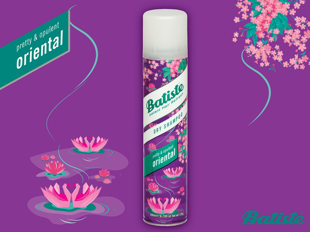 Batiste Dry Shampoo Oriental σε μωβ φόντο με λωτούς και άνθη κερασιάς.
