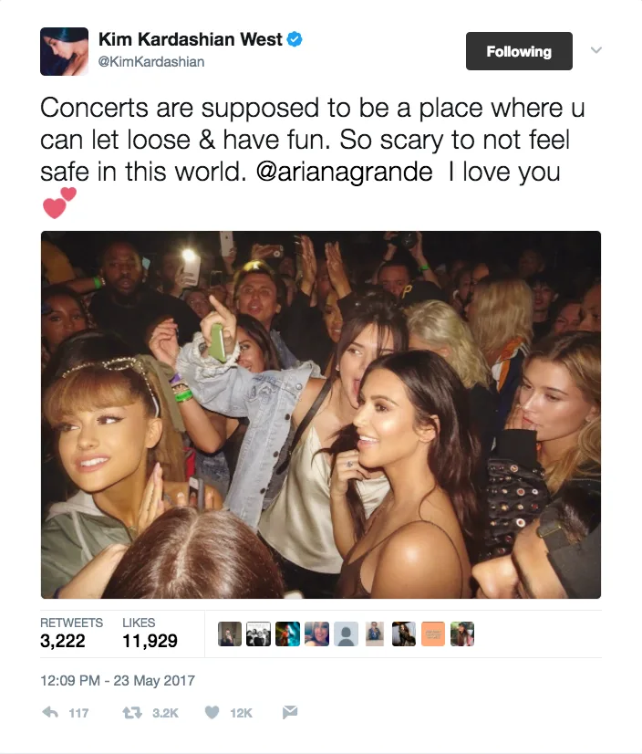 Η Kim Kardashian και η Ariana Grande σε συναυλία