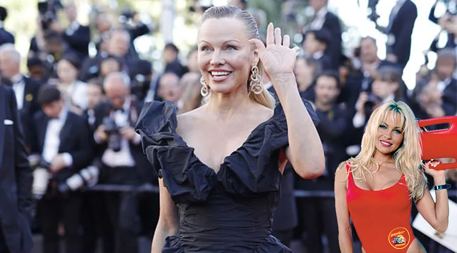 Η Pamela Anderson στο κόκκινο χαλί των Καννών και ένθετη φωτογραφία από το Baywatch.
