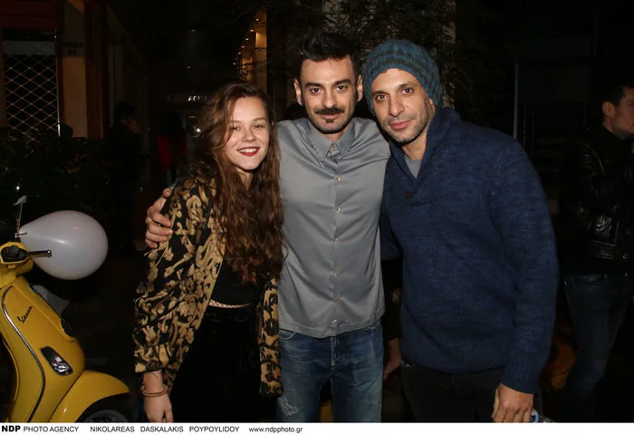 Ο Γιώργος Χρανιώτης, η Γεωργία Αβασκαντήρα και ένας άνδρας σε βραδινή έξοδο.