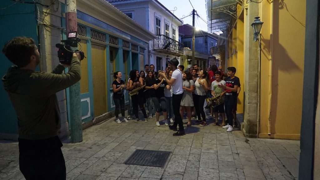 Ο Κωνσταντίνος Αργυρός στα γυρίσματα του βίντεο κλιπ Ξημερώματα.
