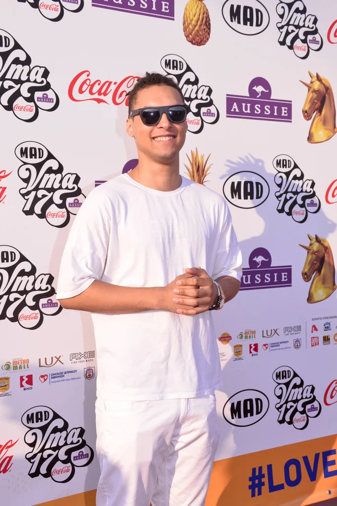Ο RiskyKidd στο κόκκινο χαλί των MAD Video Music Awards 2017.