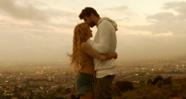 H Shakira και ο Gerard Piqué full in love στα παρασκήνια του «Me Enamoré»