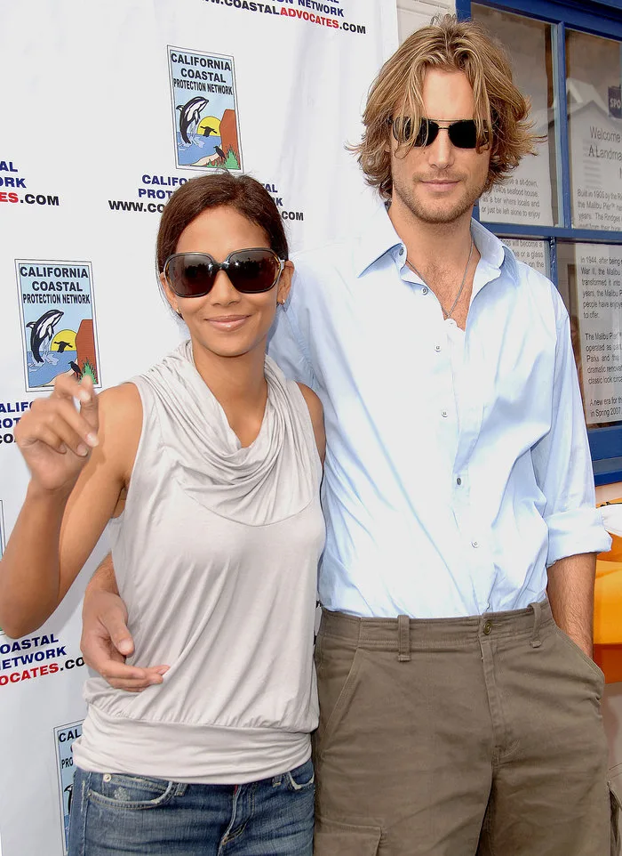 Η Halle Berry με τον πρώην σύντροφό της, Gabriel Aubry, σε δημόσια εμφάνιση, με τον Gabriel Aubry να είναι ο νέος σύντροφος της Charlize Theron.