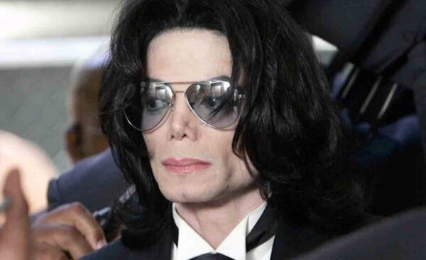 Σε δημοπρασία 9 ακυκλοφόρητα τραγούδια του Michael Jackson – Δε φαντάζεσαι τα ποσά που παίζουν!