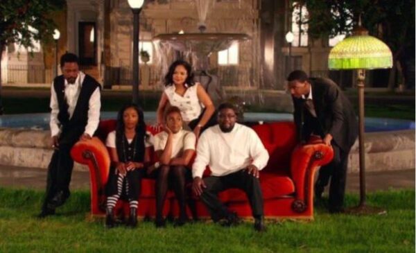Το νέο video clip του JAY-Z είναι ένα επεισόδιο από «Τα Φιλαράκια» με μαύρους πρωταγωνιστές!