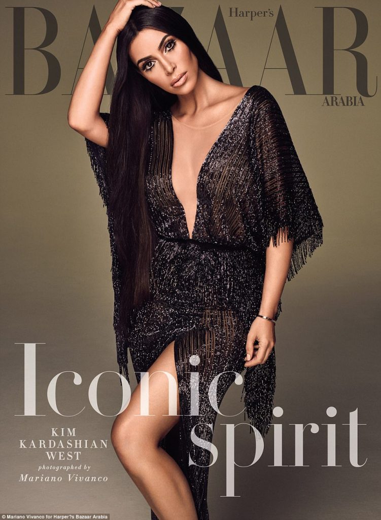 Η Kim Kardashian στο εξώφυλλο του Harper’s Bazaar Arabia.