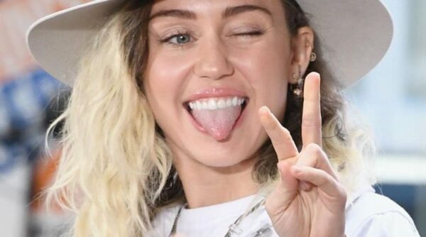 Ξανακύλησε η Miley Cyrus; Νέα προκλητική φωτογράφηση!