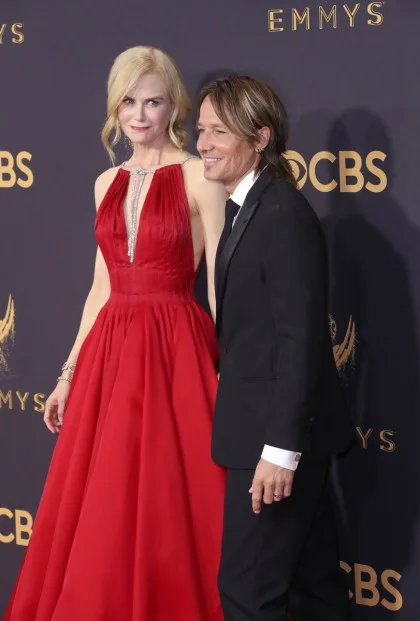 Η Nicole Kidman και ο Keith Urban στο κόκκινο χαλί των βραβείων Emmy.