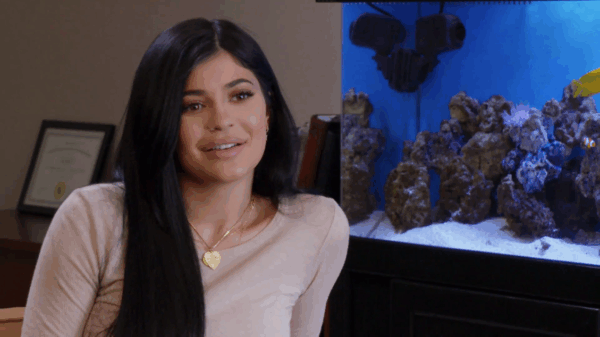 Η Kylie Jenner αποκαλύπτει για ποιο λόγο έφτιαξε τα χείλια της!