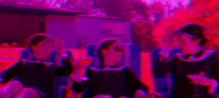 Η Γαλλίδα τραγουδίστρια Jain, της οποίας το video clip αποτέλεσε έμπνευση για το trailer της Φαίης Σκορδά.