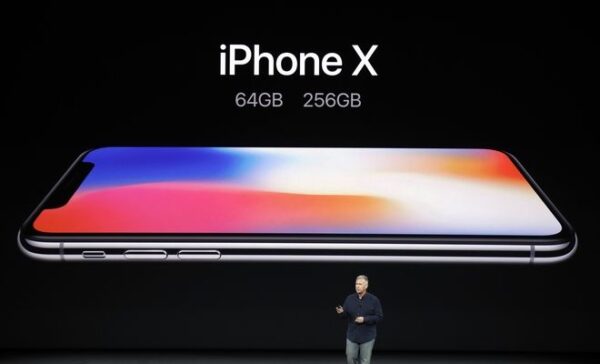 Αυτά είναι τα νέα iPhone – Όλα τα νέα χαρακτηριστικά – Πότε έρχονται στην Ελλάδα και πόσο θα κοστίζουν