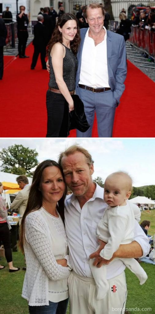 Ο Iain Glen με τη σύντροφό του και το παιδί τους σε δύο διαφορετικές φωτογραφίες.