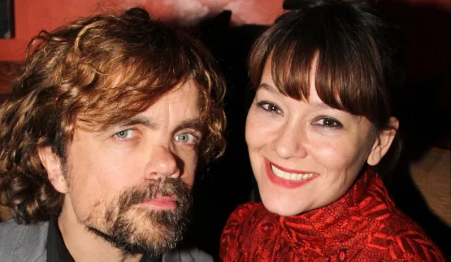 Ο Peter Dinklage με τη σύζυγό του Erica Schmidt.