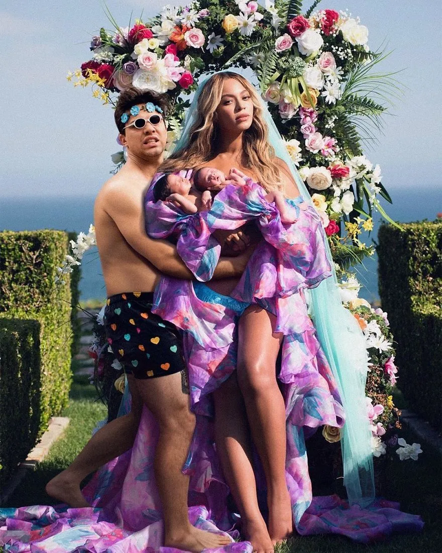 Ο Average Bob σε επεξεργασμένη φωτογραφία με την Beyoncé και τα δίδυμα μωρά της.