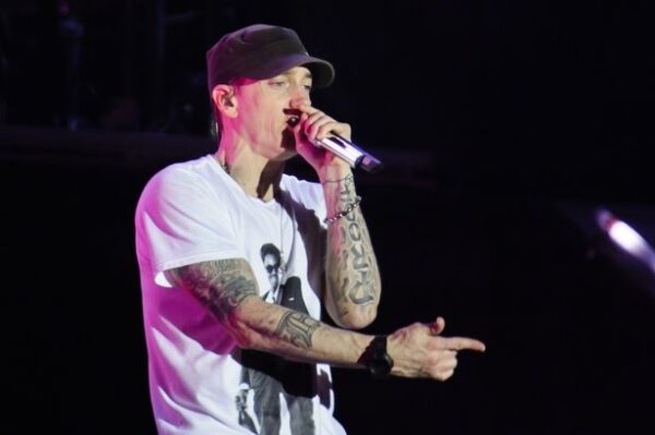 πόσο δεν έχει αλλάξει ο Eminem με τα χρόνια