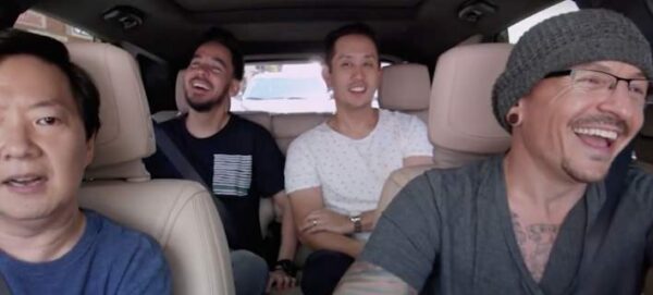 O τραγουδιστής των Linkin Park σε carpool karaoke λίγο πριν αυτοκτονήσει