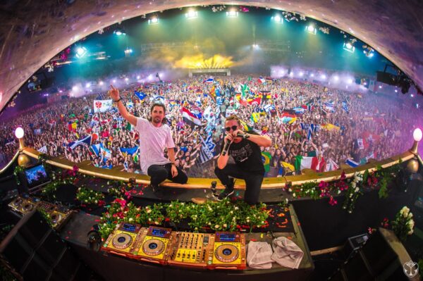 Αυτοί είναι οι 100 καλύτεροι DJs για το 2017 – Στη 2η θέση διεθνώς το ελληνικό δίδυμο Dimitri Vegas & Like Mike!