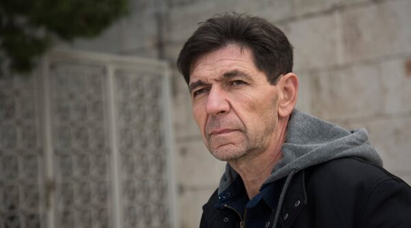 Ο Γεράσιμος Σκιαδαρέσης ξεσπάει για τα δημοσιεύματα σχετικά με τα ναρκωτικά και το αλκοόλ