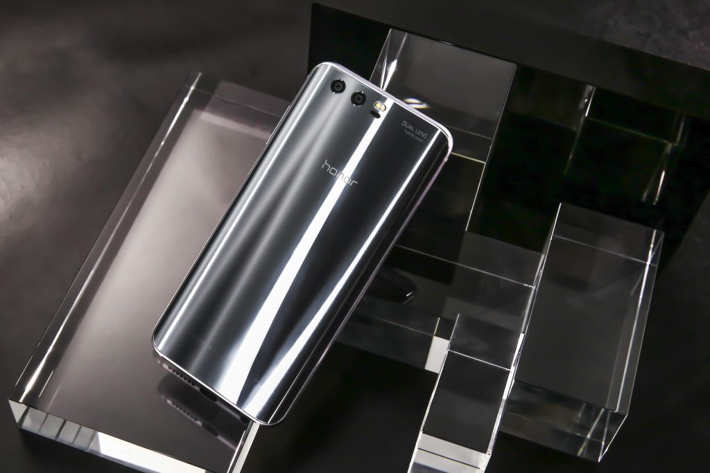 Με τη διπλή κάμερα του Honor 9 θα γίνεις ο σκηνοθέτης των εμπειριών σου!