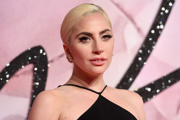 Lady Gaga: Για πρώτη φορά ανεβάζει φωτογραφία στο Instagram με τον σύντροφό της!