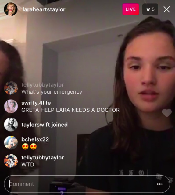 Στιγμιότυπο από Instagram Live όπου η Taylor Swift εμφανίζεται να έχει μπει στην ενότητα των σχολίων.
