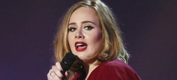 Η Adele απέρριψε 1 εκατ. λίρες για να ασχοληθεί με τον κήπο της!