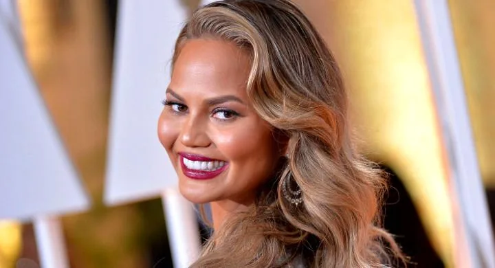Chrissy Teigen στο Twitter