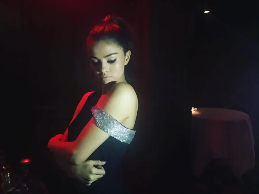 The Weeknd διέγραψε τις φωτογραφίες του με τη Selena Gomez