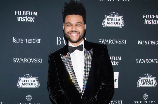 The Weeknd με μια νέα κοπέλα