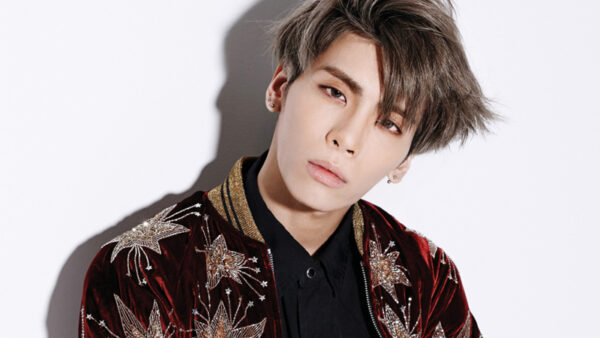 Νεκρός ο 27χρονος τραγουδιστής της KPop Kim Jong-Hyun