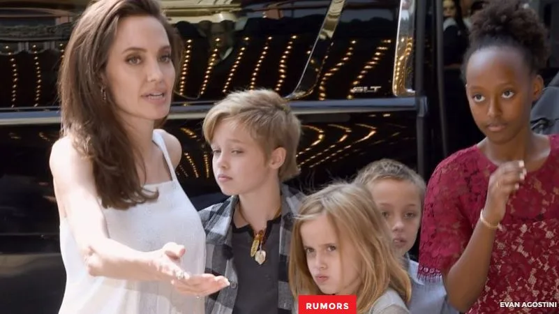 Η Angelina Jolie με τα παιδιά της σε δημόσια εμφάνιση.