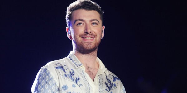 Μπορεί να μην σε νοιάζει αλλά ο Sam Smith διάλεξε πλευρά στην γνωστή κόντρα Kim Kardashian και Taylor Swift