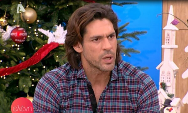 Γ. Σπαλιάρας: “Έτυχε να κοιμάμαι σ’ ένα ξενοδοχείο, τρύπωσε μια θαυμάστρια μέσα και…”