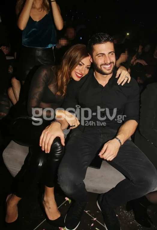 Ο Κωνσταντίνος Βασάλος και η Ευριδίκη Βαλαβάνη σε βραδινή έξοδο.