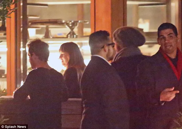 Chris Martin και η Dakota Johnson