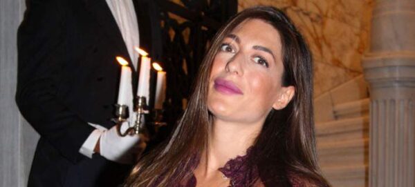 Ακόμα μία εγκυμοσύνη στην showbiz – Έγκυος και η Φλορίντα Πετρουτσέλη