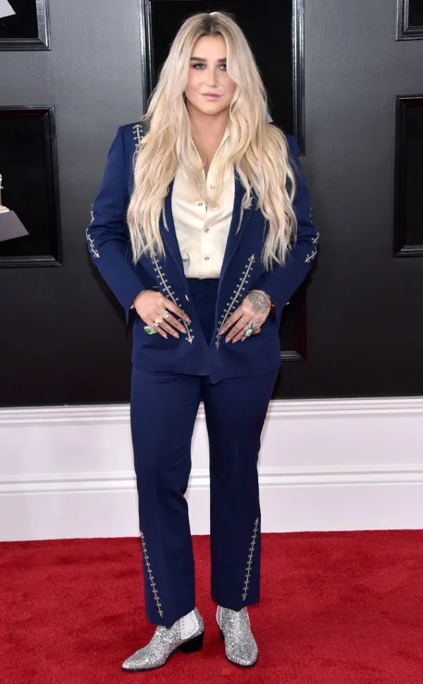 Η Kesha στο κόκκινο χαλί των Grammy 2018