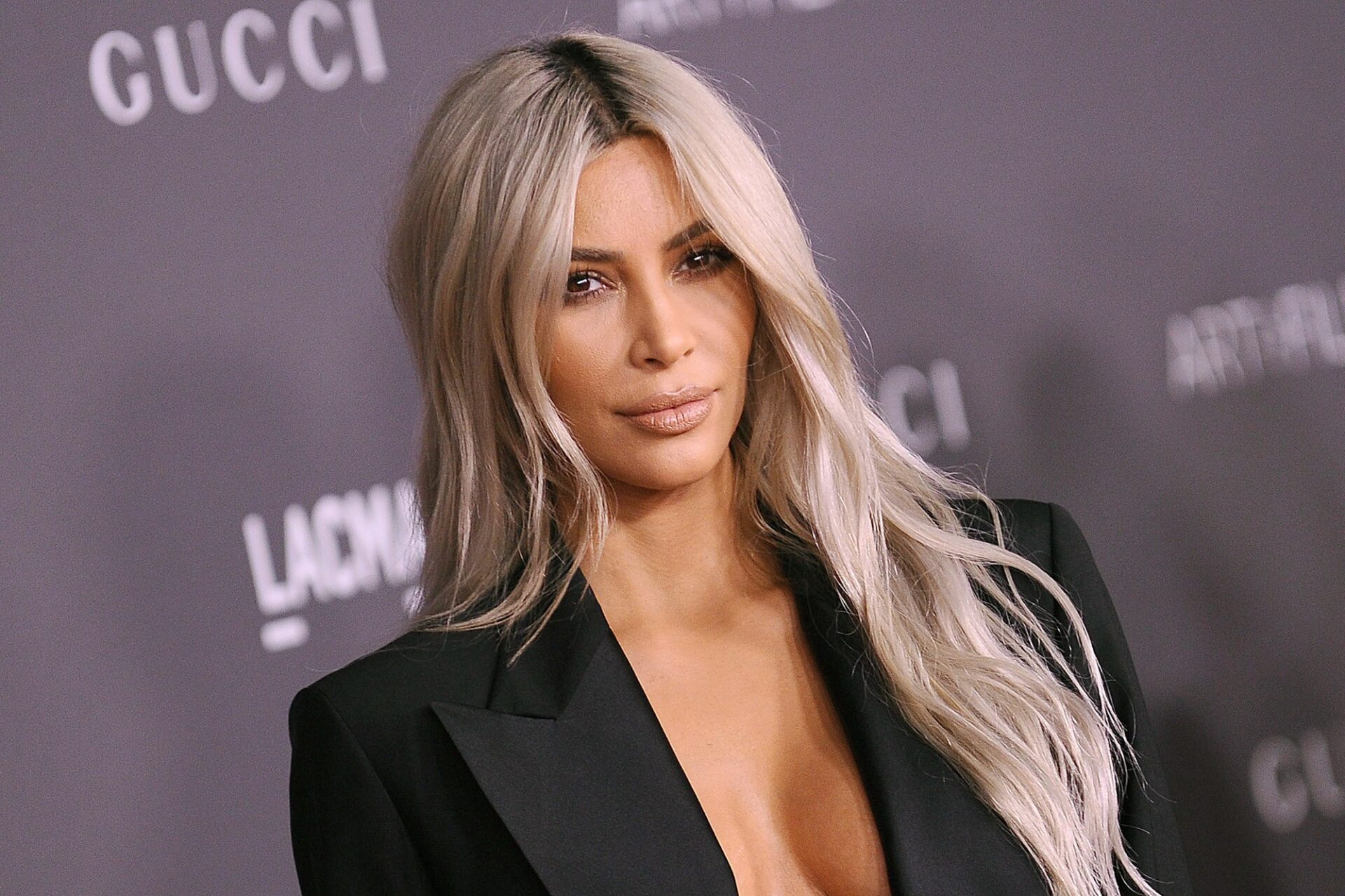 H Kim Kardashian (και πάλι) γυμνή στο κρεβάτι της!