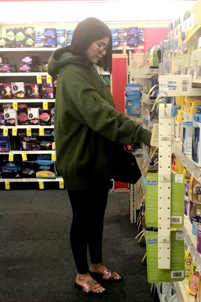 φωτογραφία της εγκυμονούσας Kylie Jenner