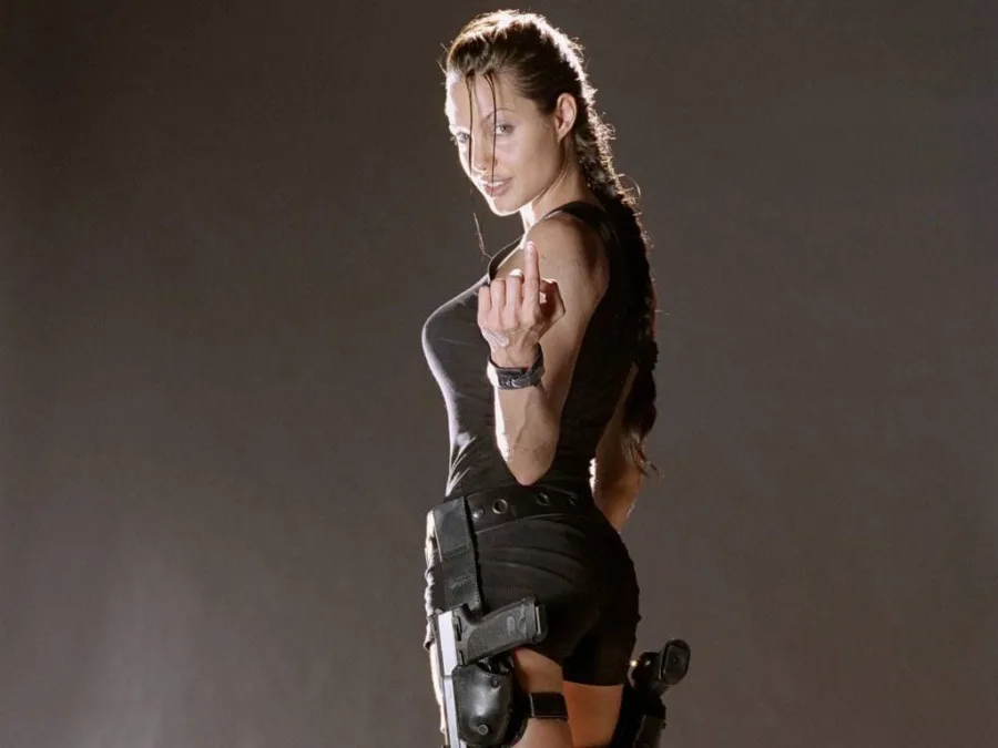 Η Angelina Jolie ως Lara Croft