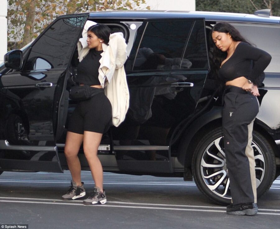 Kylie Jenner δημόσια εμφάνιση